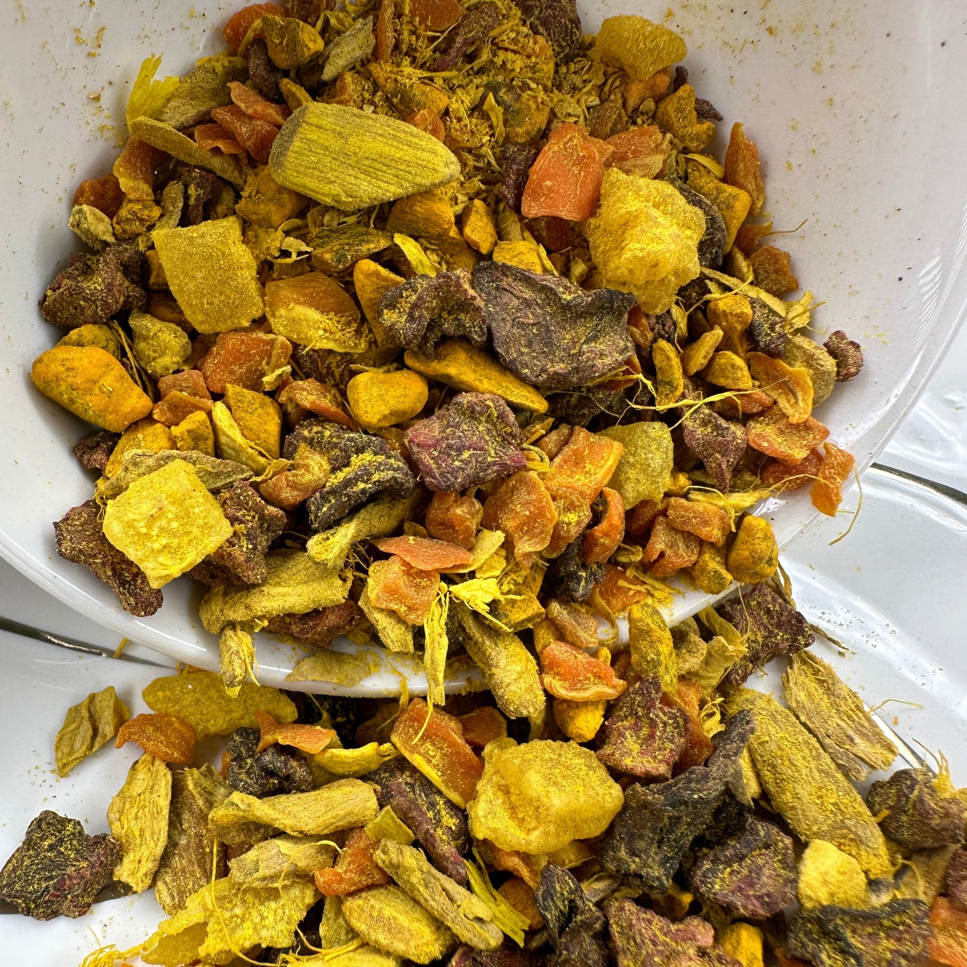 Golden Glow, Ginger Turmeric, Tisane, Premium Wellness, Herbal Tea Spilling