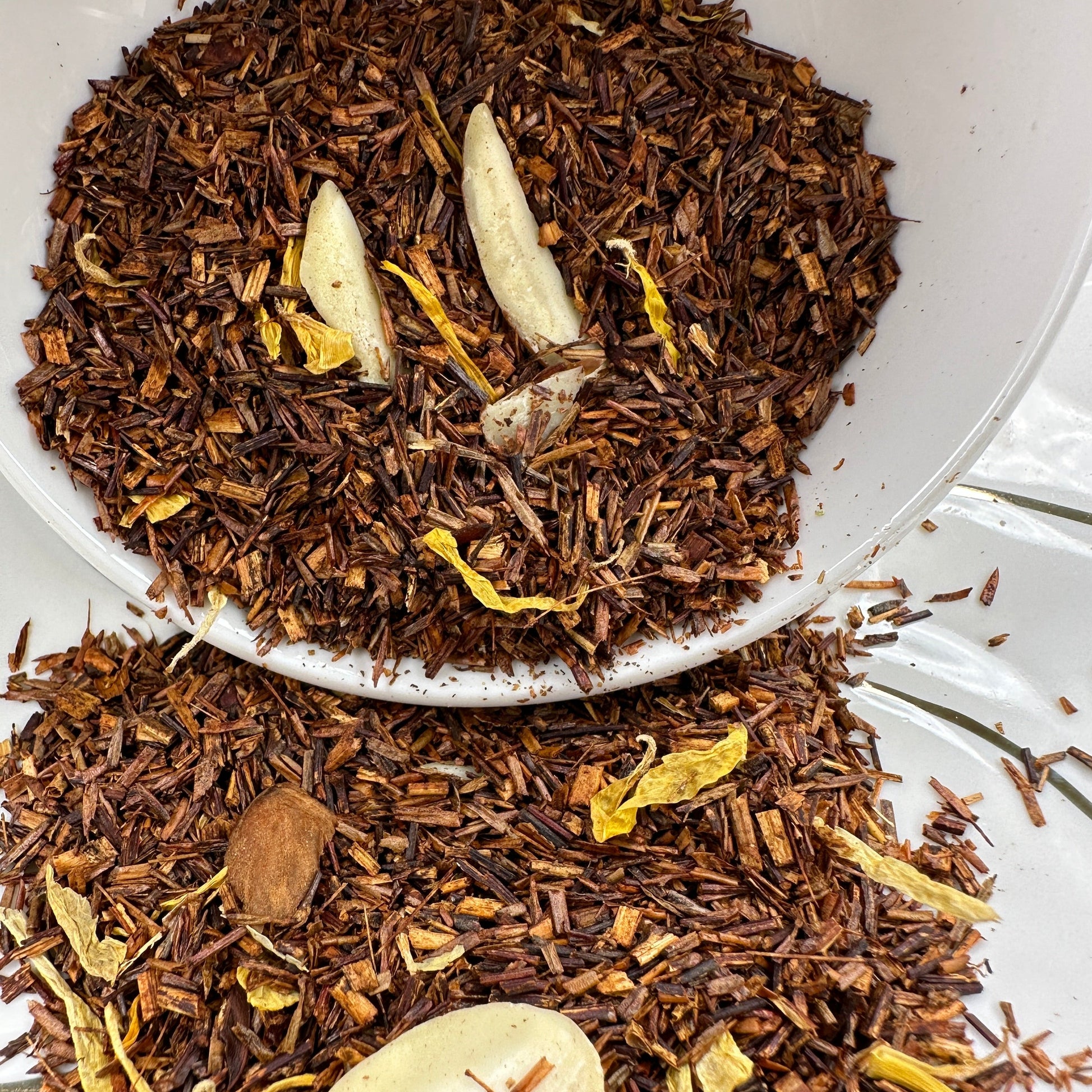 Regal Rhapsody, Premium Loose Leaf Tea, Herbal, Tisane, Vanilla Almond Rooibos Spilling